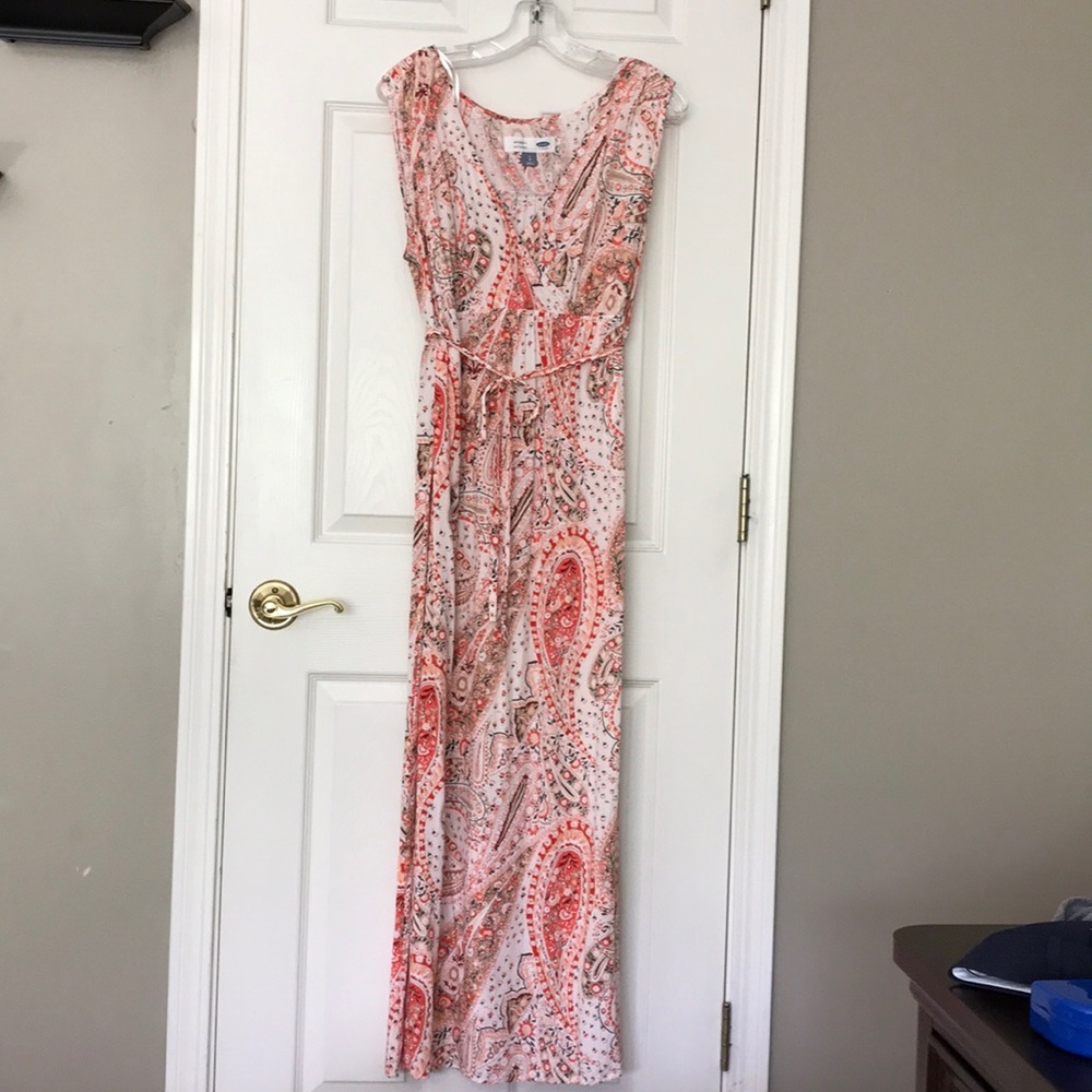 Old Navy Maternity Dress
